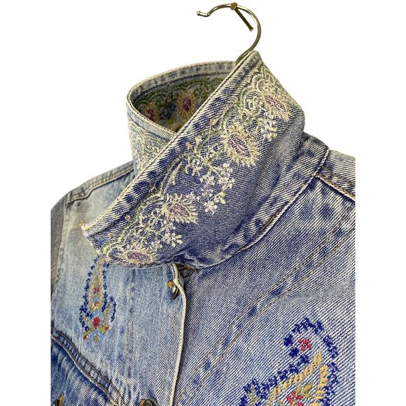 Vintage Jean Jacket Womens Size Medium Country Rodeo Western Paisley Denim Coat - Picture 4 of 11